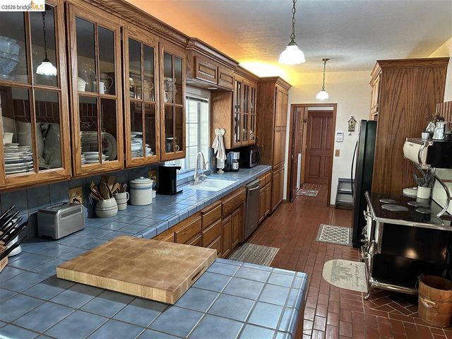 19232 Highlander, Twain Harte, CA 95383