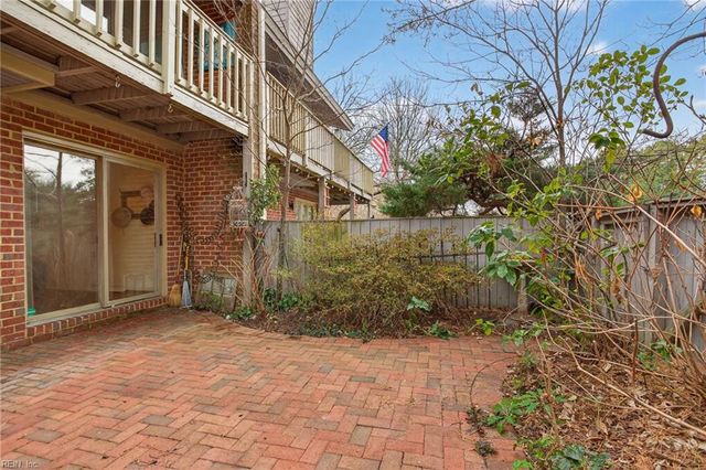 3925 Ocean Cut LN, Virginia Beach, VA 23451