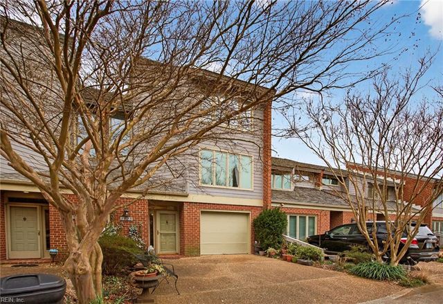 3925 Ocean Cut LN, Virginia Beach, VA 23451