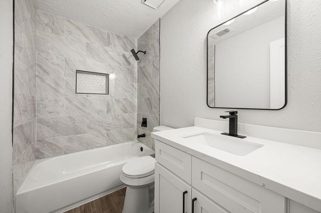 3515 Claverton Drive, Houston, TX 77066