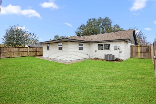 3515 Claverton Drive, Houston, TX 77066