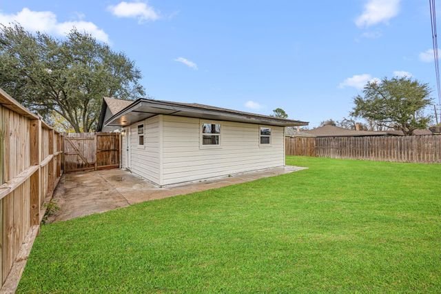 3515 Claverton Drive, Houston, TX 77066