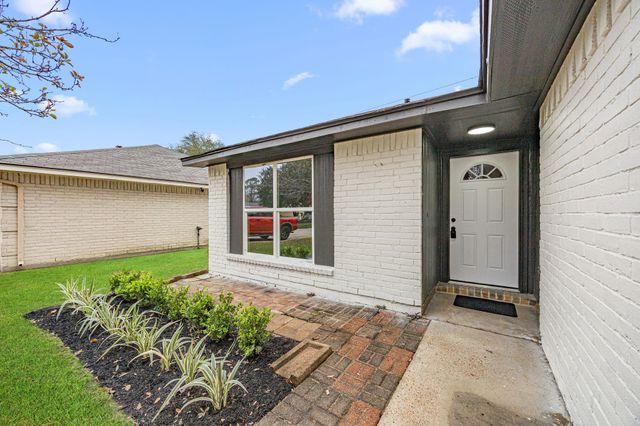 3515 Claverton Drive, Houston, TX 77066