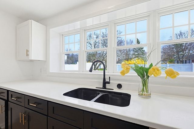 38 Romoli Ave, Attleboro, MA 02703