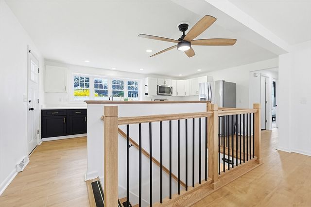 38 Romoli Ave, Attleboro, MA 02703