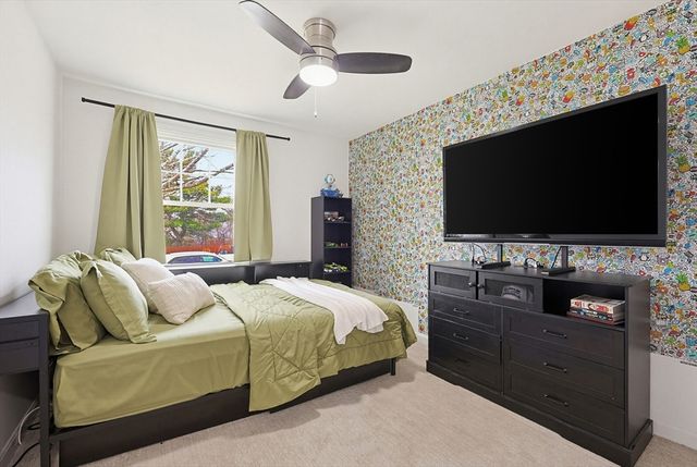 38 Romoli Ave, Attleboro, MA 02703