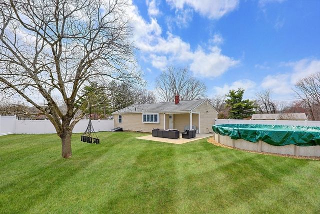 38 Romoli Ave, Attleboro, MA 02703