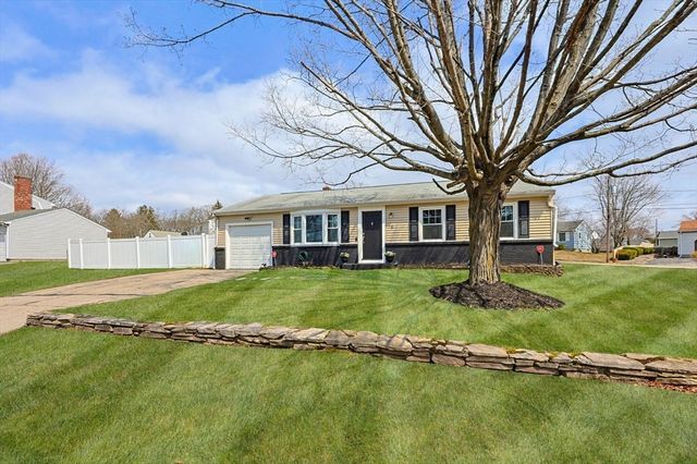 38 Romoli Ave, Attleboro, MA 02703