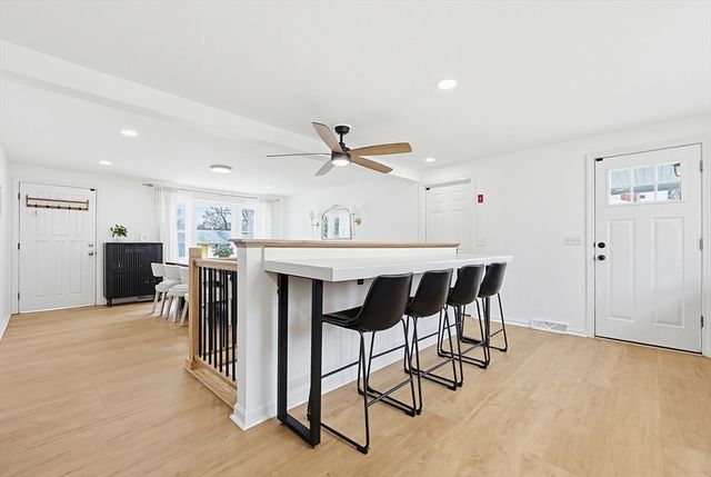 38 Romoli Ave, Attleboro, MA 02703