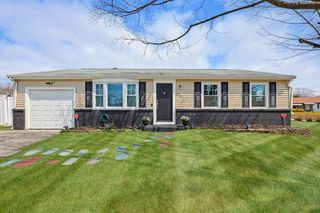 38 Romoli Ave, Attleboro, MA 02703