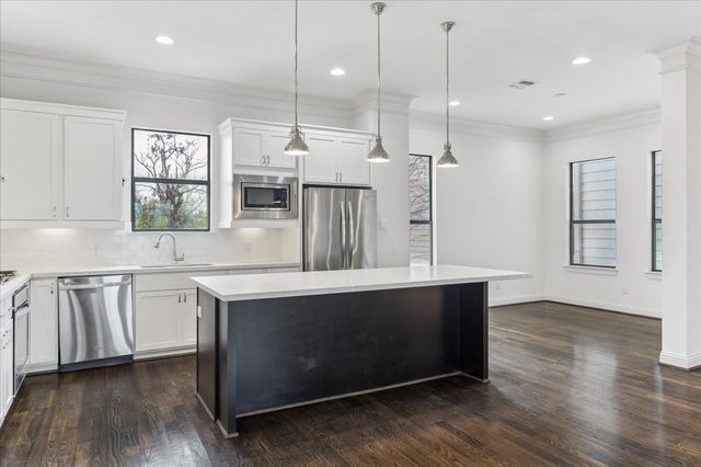 1510 Johnson Street, Houston, TX 77007