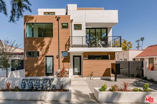 836 N Mccadden Place, Los Angeles, CA 90038