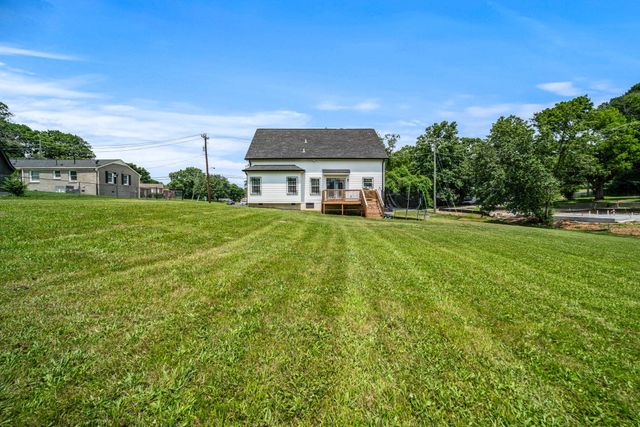 3406 Lallemand Dr, Nashville, TN 37211