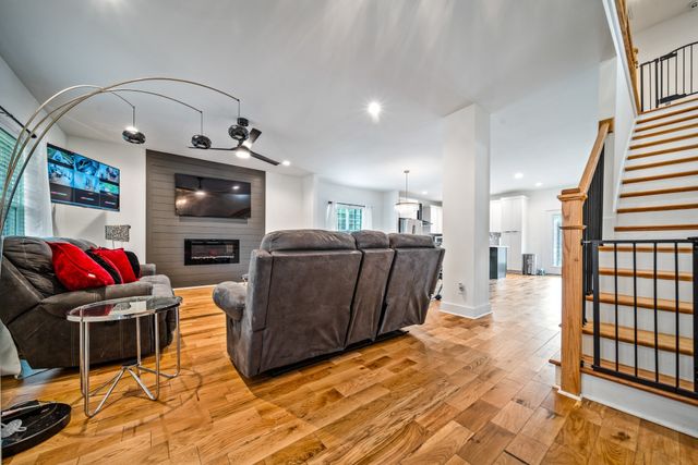 3406 Lallemand Dr, Nashville, TN 37211