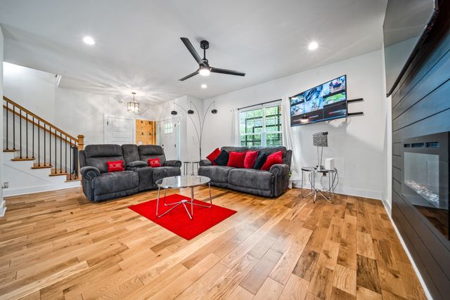 3406 Lallemand Dr, Nashville, TN 37211