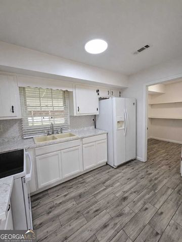 6589 Allatoona Road, Morrow, GA 30260