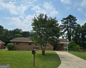 6589 Allatoona Road, Morrow, GA 30260