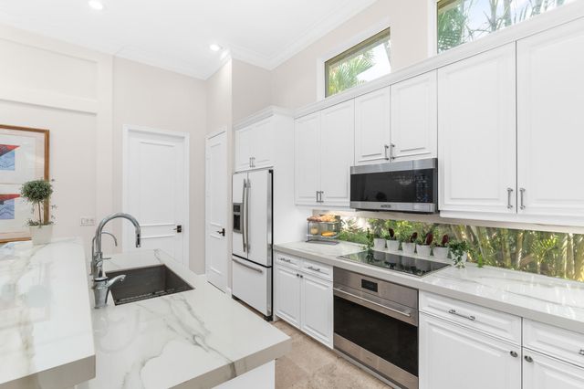 7886 Villa D Este Way, Delray Beach, FL 33446