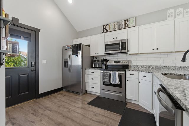160 Foutch Ct, Smithville, TN 37166