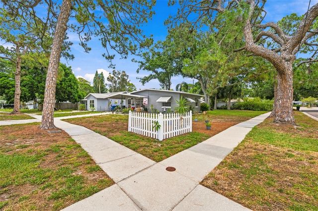 538 82ND AVENUE N, St Petersburg, FL 33702