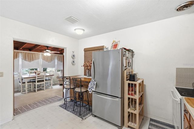 538 82ND AVENUE N, St Petersburg, FL 33702