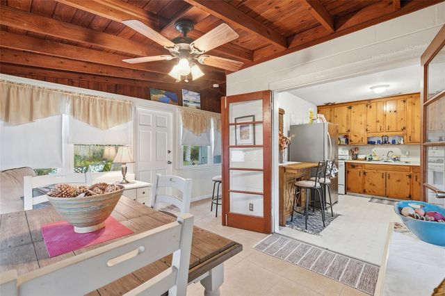 538 82ND AVENUE N, St Petersburg, FL 33702