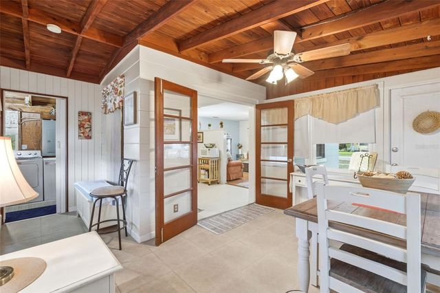 538 82ND AVENUE N, St Petersburg, FL 33702