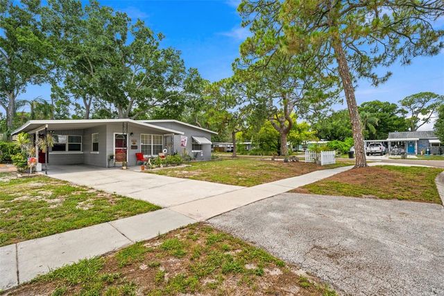 538 82ND AVENUE N, St Petersburg, FL 33702