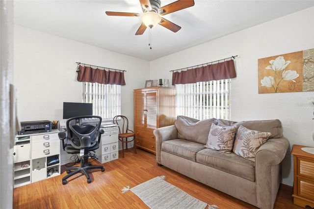 538 82ND AVENUE N, St Petersburg, FL 33702