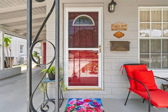 538 82ND AVENUE N, St Petersburg, FL 33702