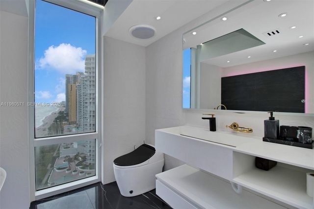 16699 Collins Ave 2002, Sunny Isles Beach, FL 33160