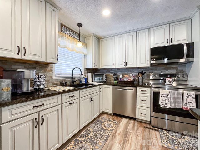 324 Picketts Circle, Indian Trail, NC 28079