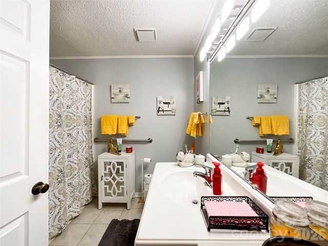 324 Picketts Circle, Indian Trail, NC 28079