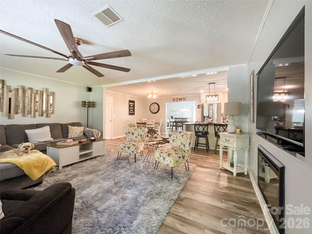 324 Picketts Circle, Indian Trail, NC 28079