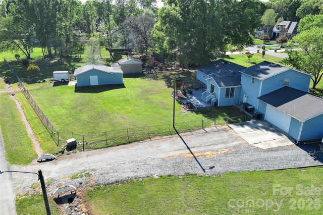 324 Picketts Circle, Indian Trail, NC 28079