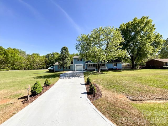 324 Picketts Circle, Indian Trail, NC 28079