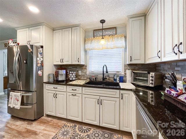 324 Picketts Circle, Indian Trail, NC 28079