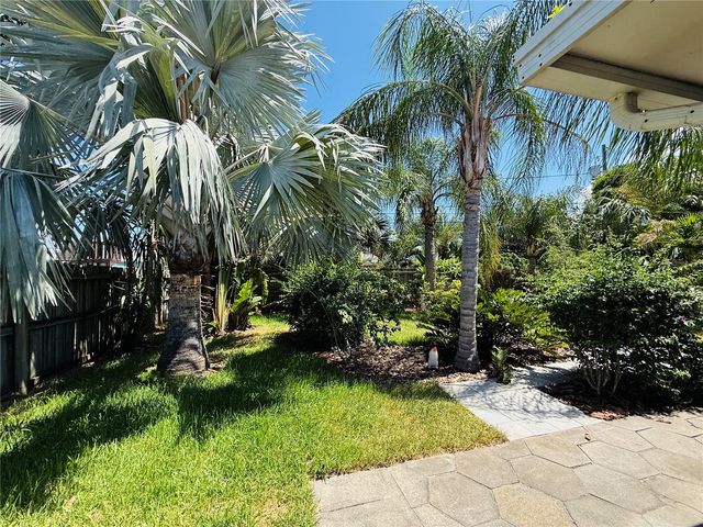 11537 63RD AVENUE, Seminole, FL 33772