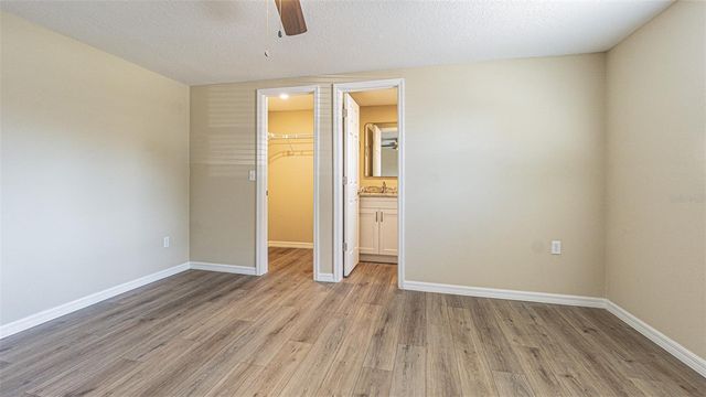 37329 HANNAH LANE, Zephyrhills, FL 33542