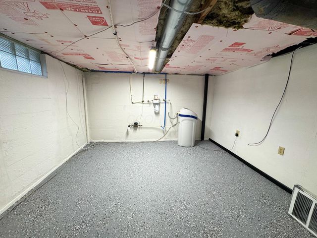 1097 Forest Drive, Columbus, OH 43223