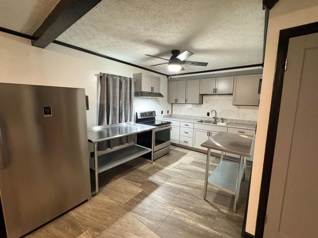 1097 Forest Drive, Columbus, OH 43223