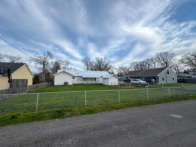 1097 Forest Drive, Columbus, OH 43223