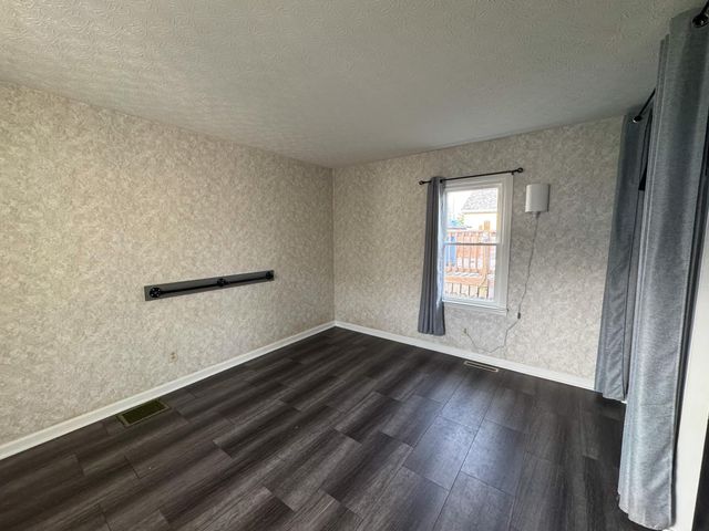 1097 Forest Drive, Columbus, OH 43223