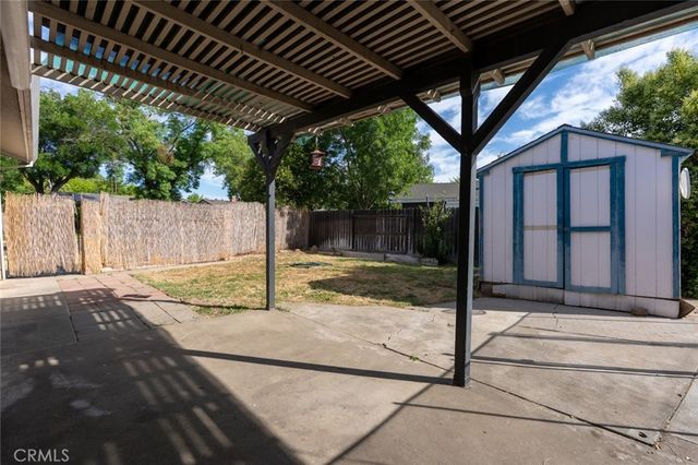 635 Brookdale, Merced, CA 95340