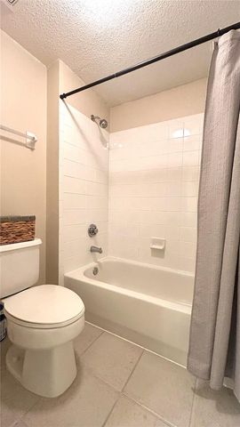 10000 SW 52ND AVENUE 7, Gainesville, FL 32608