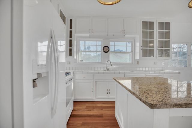 1221 N Lincoln St, Stockton, CA 95203