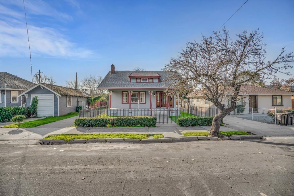 1221 N Lincoln St, Stockton, CA 95203