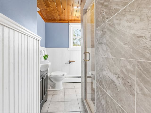 12 Earl Street, West Warwick, RI 02893