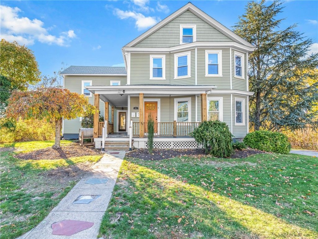 12 Earl Street, West Warwick, RI 02893