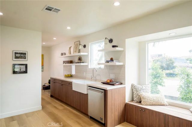 3554 S Sycamore, Los Angeles, CA 90016